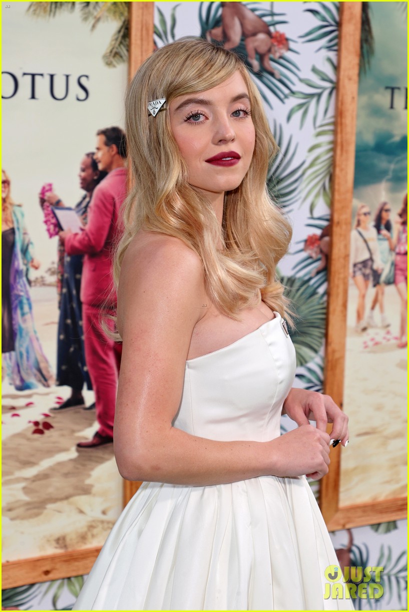 Sydney Sweeney & Alexandra Daddario Premiere New Series 'The White Lotus'