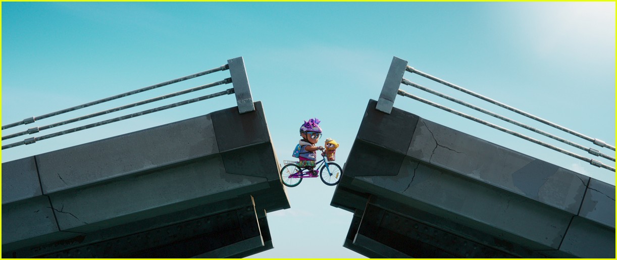 Netflix Debuts Trailer For Lin-Manuel Miranda's 'Vivo' - Watch Now!