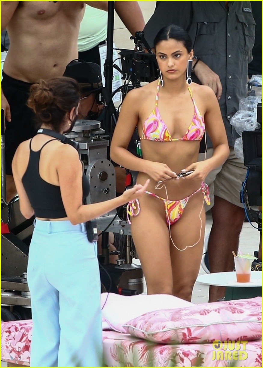 Camila Mendes & Maya Hawke Lounge By The Pool In Cute Suits While Filming 'Strangers'