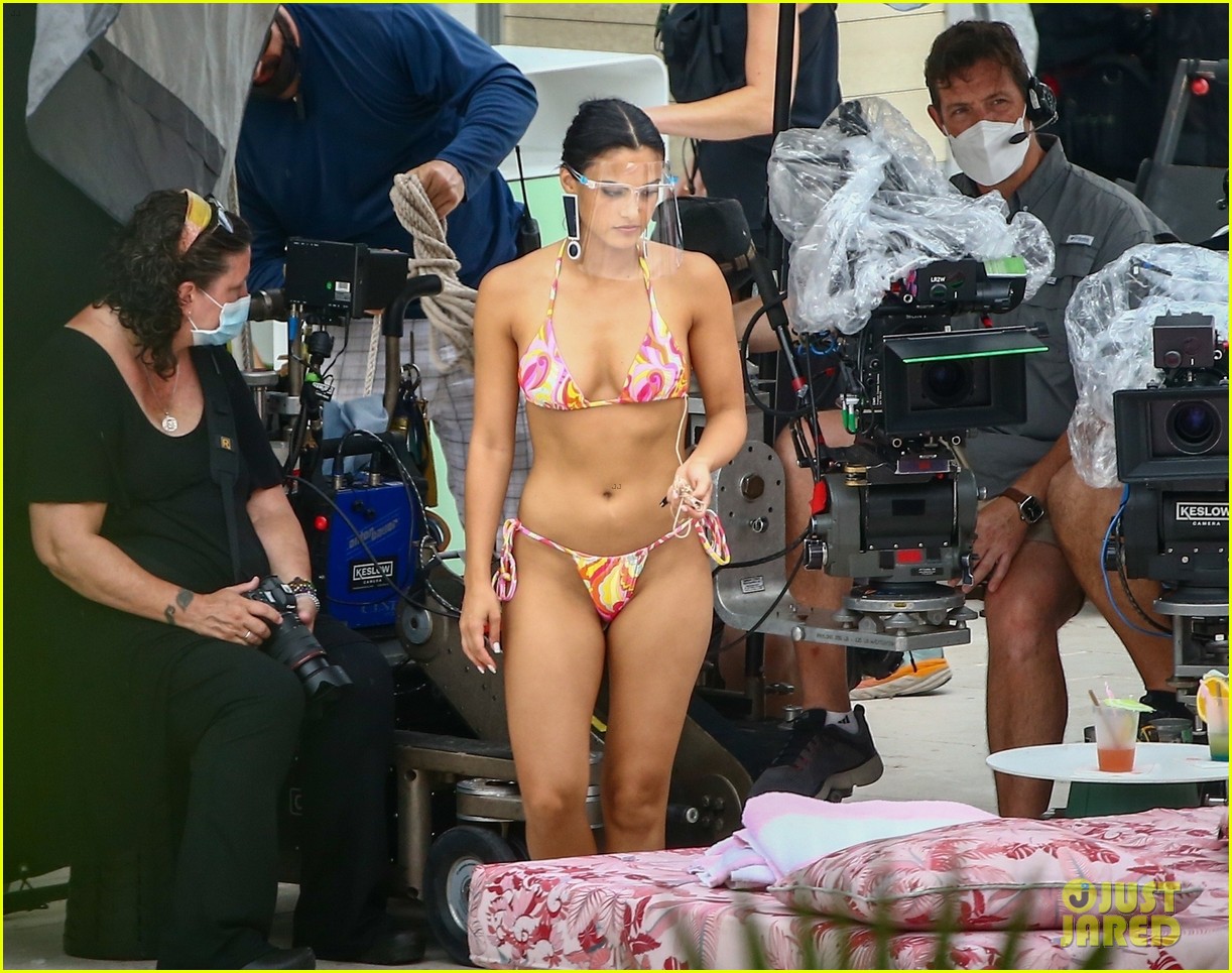 Camila Mendes & Maya Hawke Lounge By The Pool In Cute Suits While Filming 'Strangers'