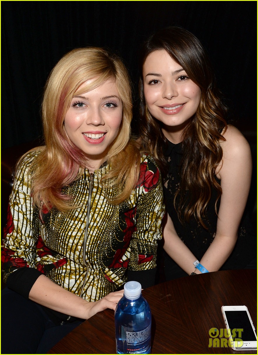 Miranda Cosgrove Would Love to Know What Jennette McCurdy Thinks of 'iCarly'