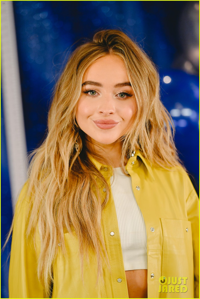 Sabrina Carpenter Teases Potential New Single 'Skinny Dipping'