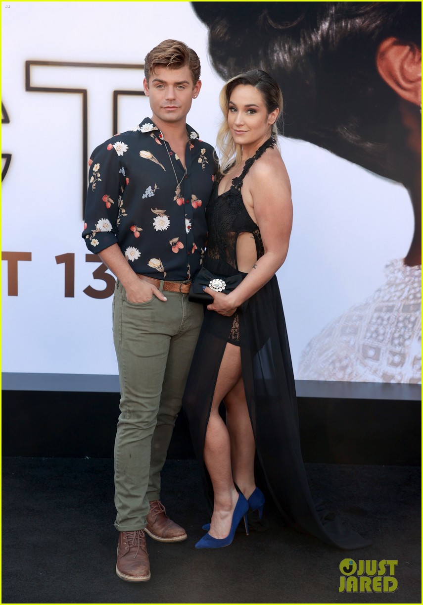 Skye Dakota Turner & Hailey Kilgore Premiere New Movie 'Respect'