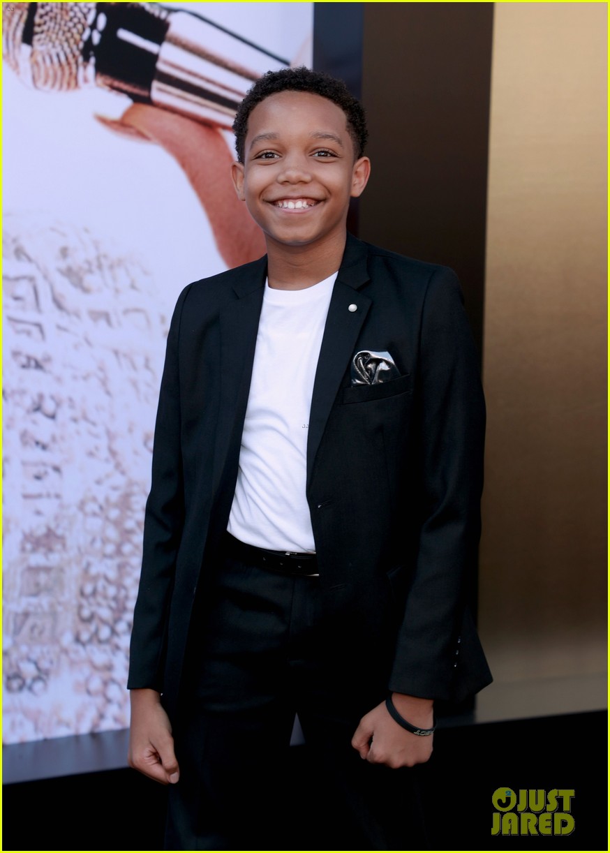 Skye Dakota Turner & Hailey Kilgore Premiere New Movie 'Respect'