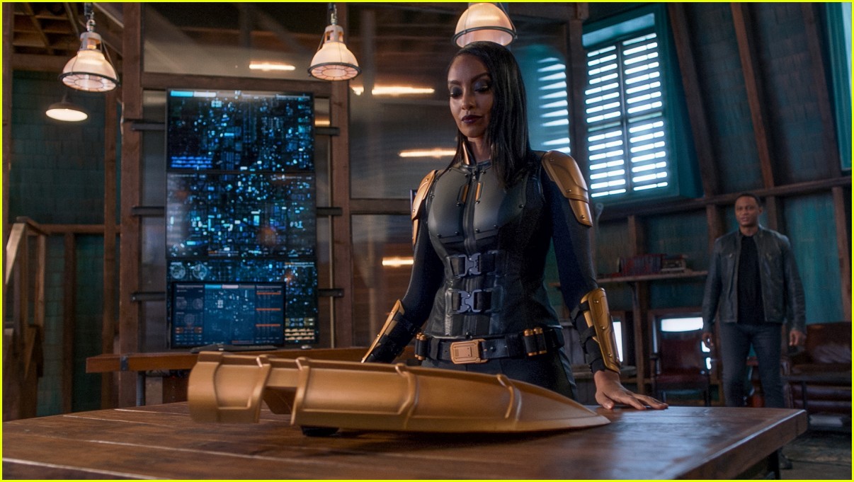 Azie Tesfai Becomes Guardian On 'Supergirl' Tonight, Makes Arrowverse History!