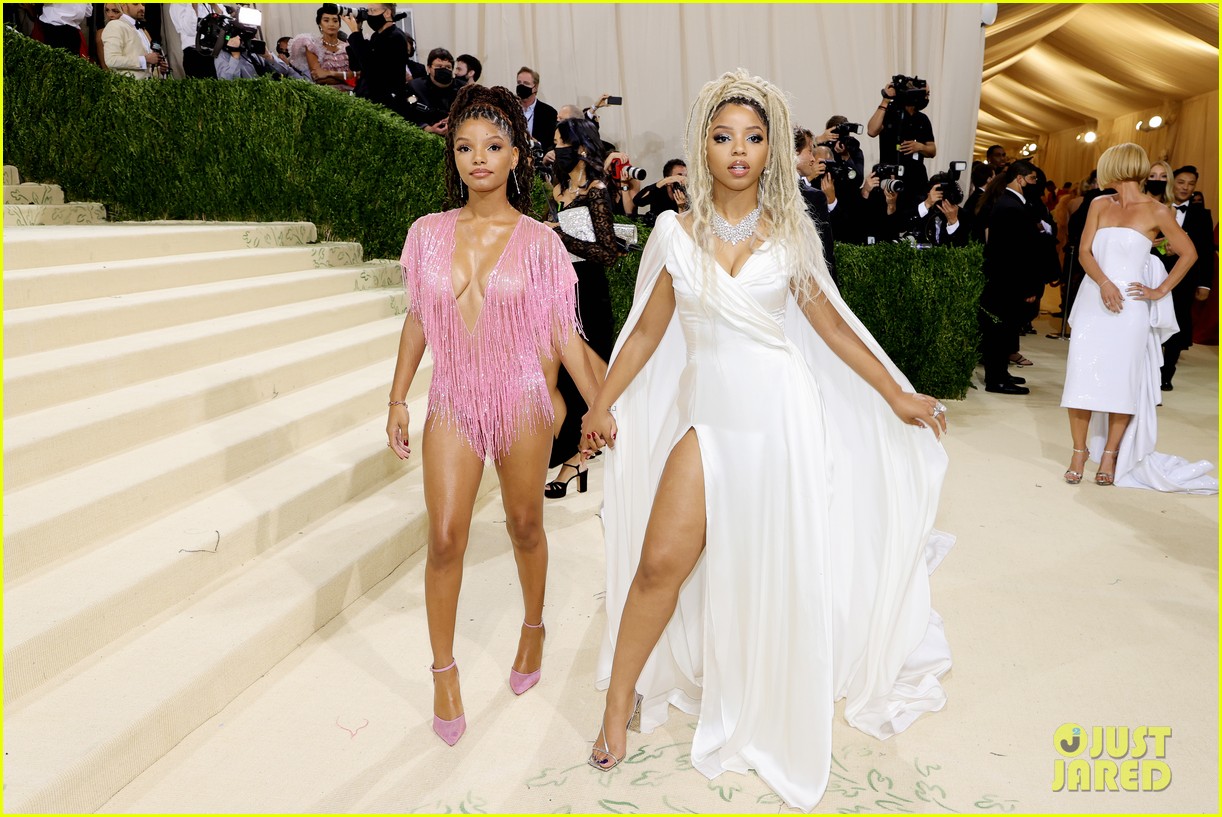 Chloe x Halle Bring Sisterly Love to Met Gala 2021