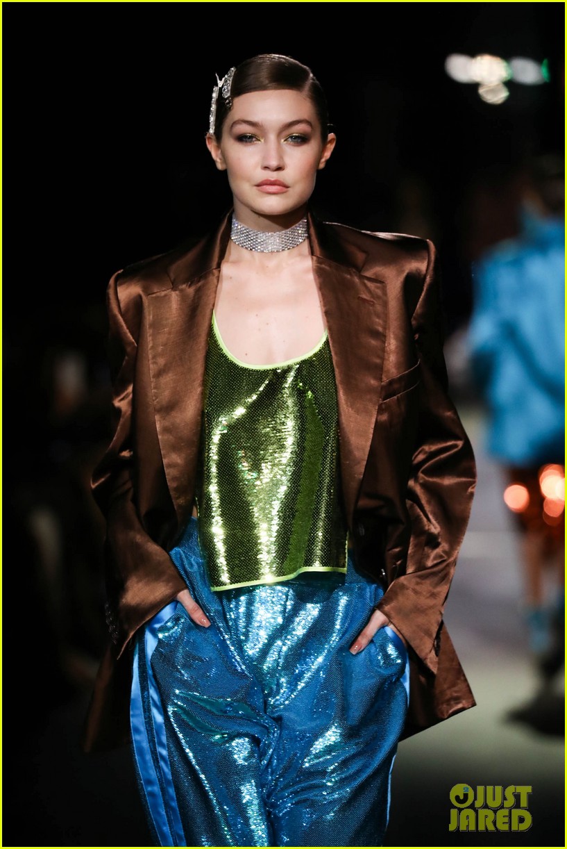 Gigi Hadid Wraps Up New York Fashion Week On Tom Ford Runway