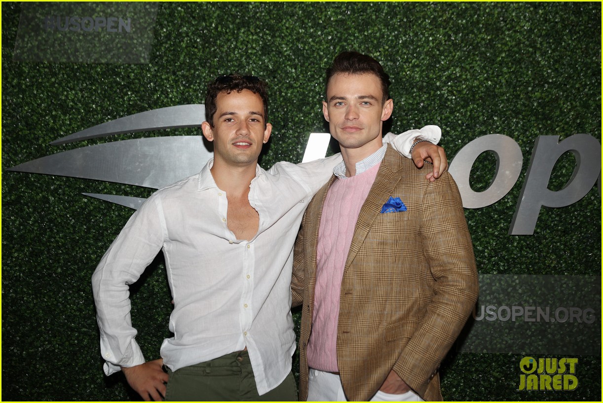 Thomas Doherty, Eli Brown, & Evan Mock Step Out for a Match at U.S. Open 2021