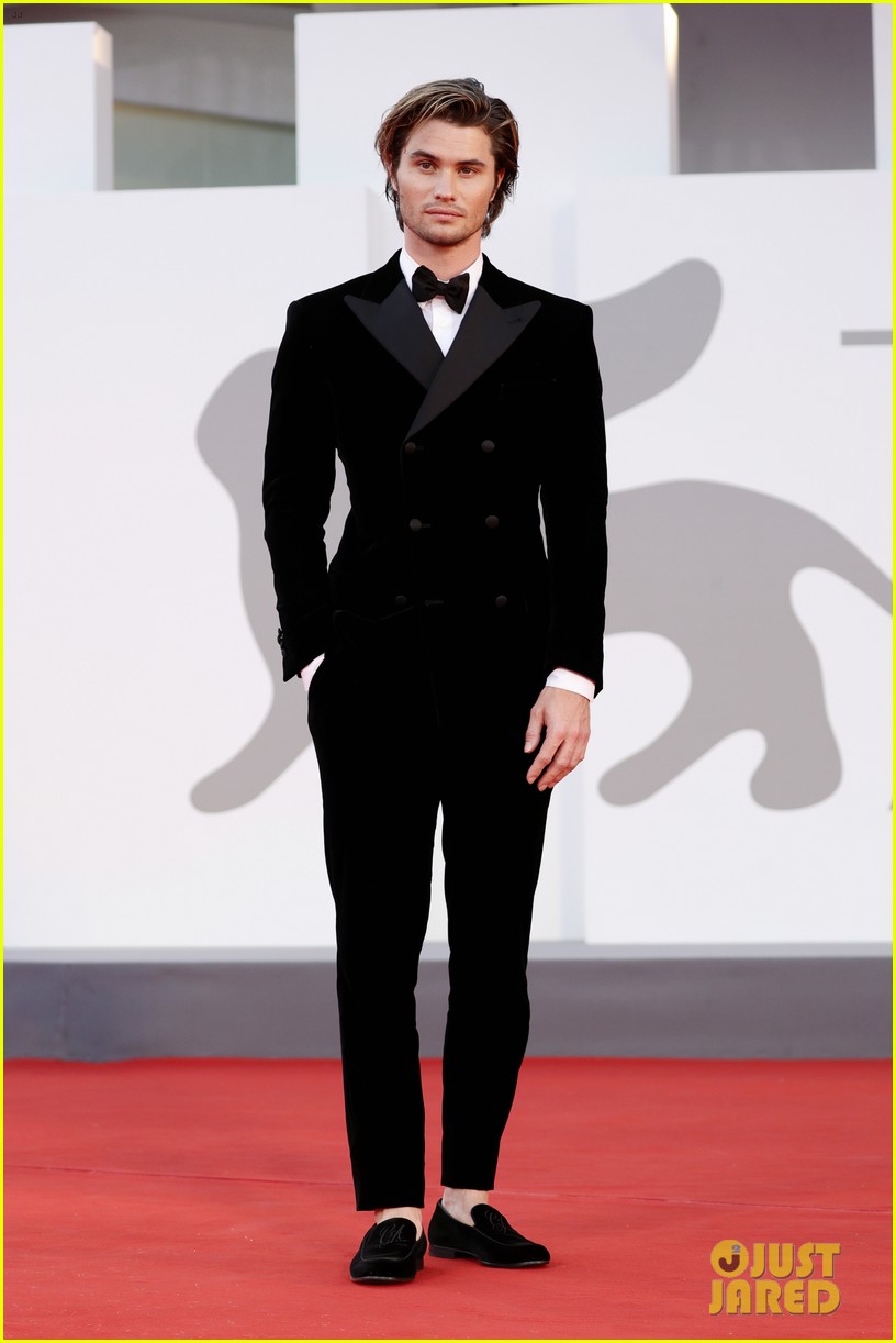 Chase Stokes, Antonia Gentry, & More Stars Walk the Venice Film Festival Carpet