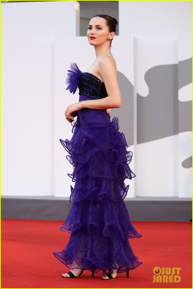 Chase Stokes, Antonia Gentry, & More Stars Walk the Venice Film Festival Carpet