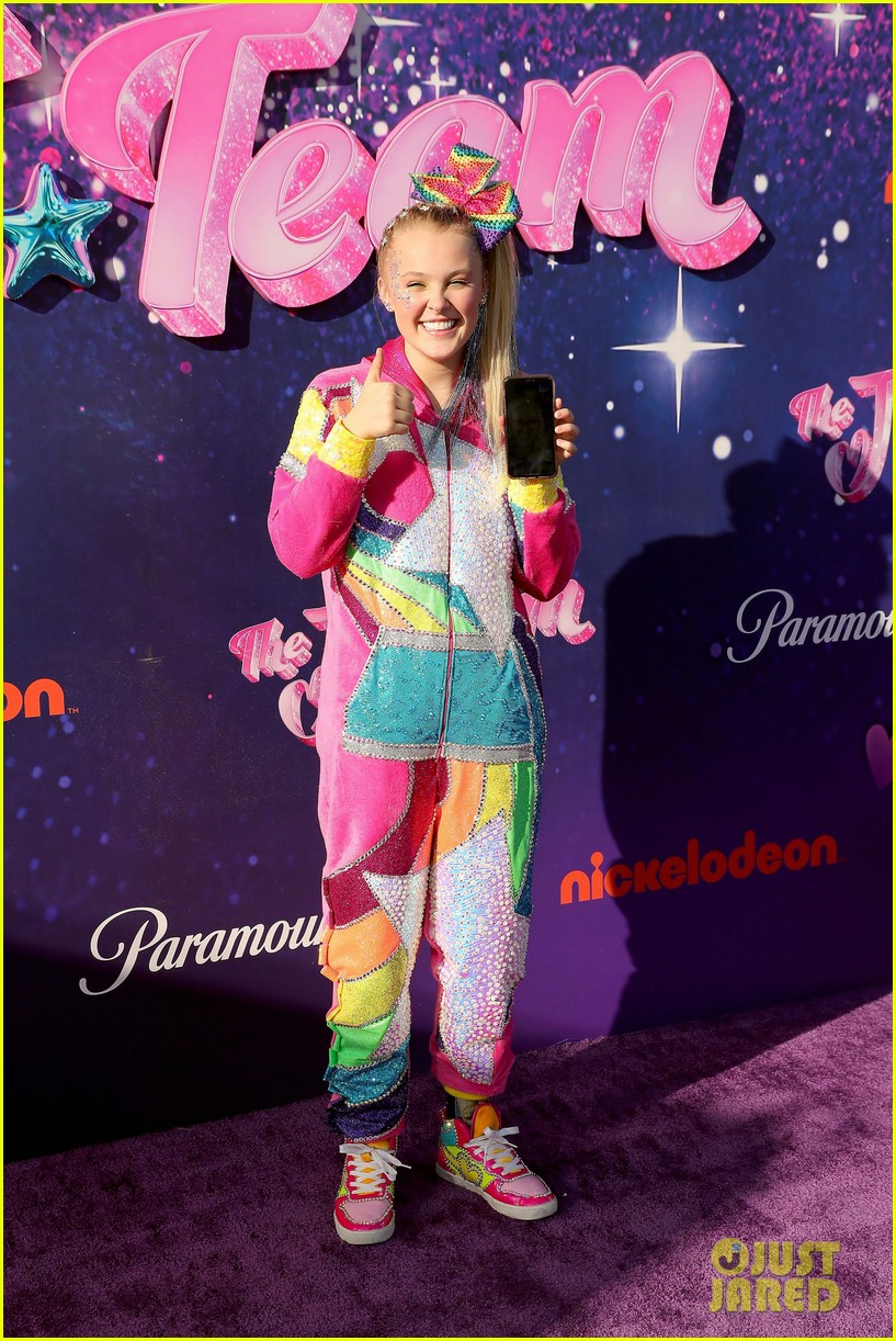 JoJo Siwa Makes Red Carpet Debut With Girlfriend Kylie Prew at 'The J Team' Premiere