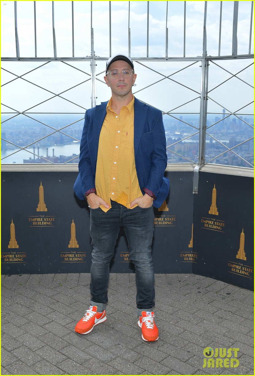 Josh Dela Cruz & Steve Burns Celebrate 'Blue's Clues' 25th Anniversary at Empire State Building After Emotional Viral Video