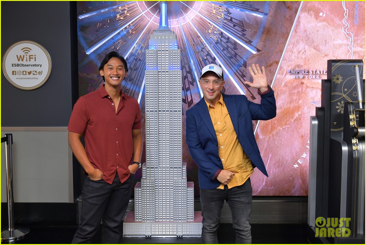 Josh Dela Cruz & Steve Burns Celebrate 'Blue's Clues' 25th Anniversary at Empire State Building After Emotional Viral Video