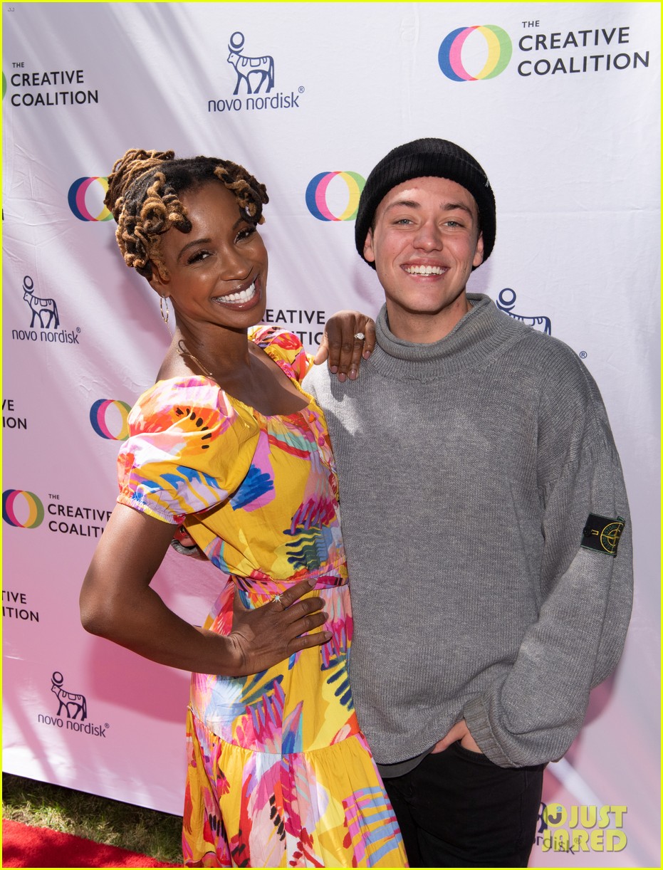 Arrowverse Stars Azie Tesfai & Katherine McNamara Attend Creative Coalition's Humanitarian Awards