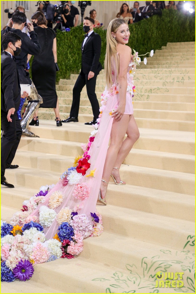 Lili Reinhart Showcases All 50 States at Met Gala 2021