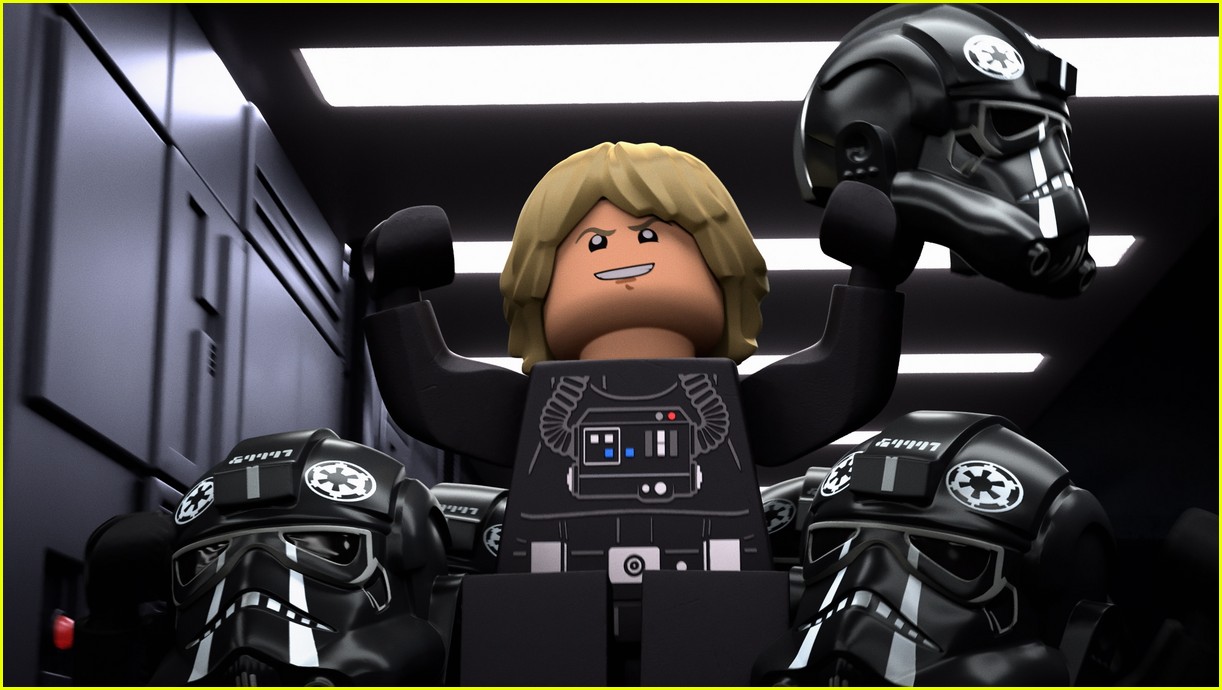 Disney+ Debuts Trailer for 'LEGO Star Wars' Halloween Special 'Terrifying Tales'