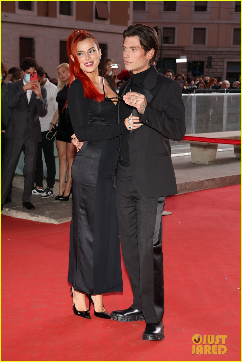 Bella Thorne & Benjamin Mascolo Premiere New Movie 'Time Is Up' In Italy!