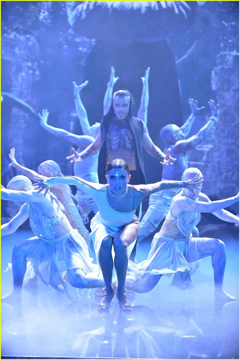 Derek Hough & Hayley Erbert Dance a Tango On 'Dancing With The Stars' Horror Night - Watch Now!