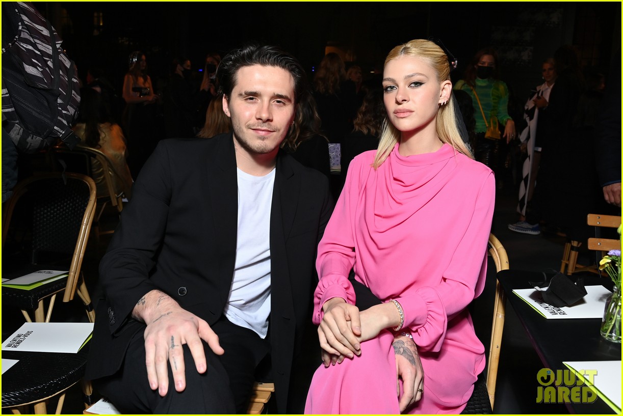 Dixie D'Amelio & Noah Beck Attend Valentino's Paris Fashion Week Show!