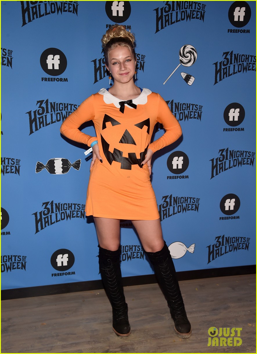 Cierra Ramirez, Isabella Ferreira, Anthony Keyvan & More Attend Freeform's Halloween Road!