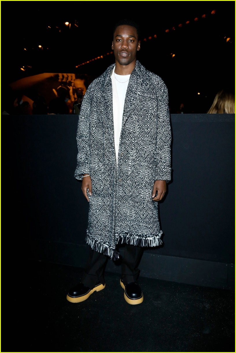 Jennie, Kristen Stewart & More Sit Front Row at Chanel's Paris Fashion Week Show