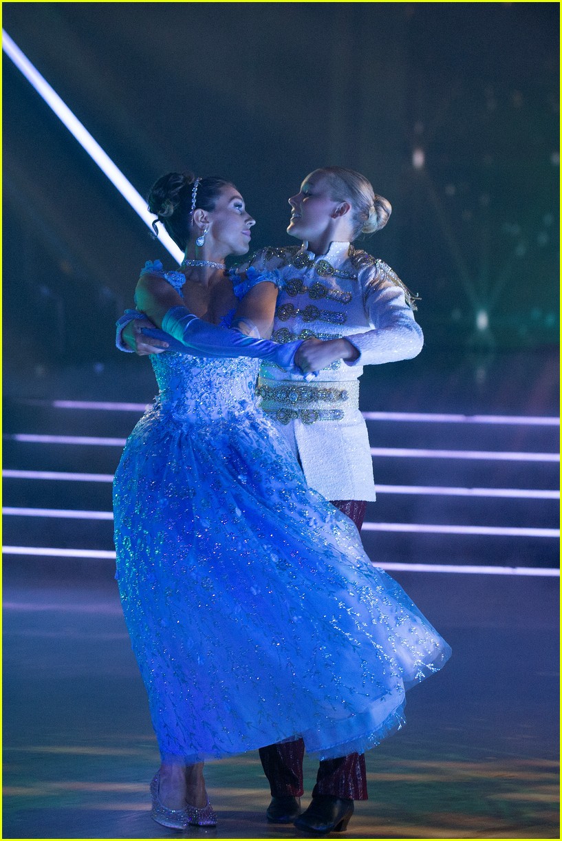 JoJo Siwa Turns Into Prince Charming For Dancing With The Stars' Disney Week: Heroes Night - Watch Now!