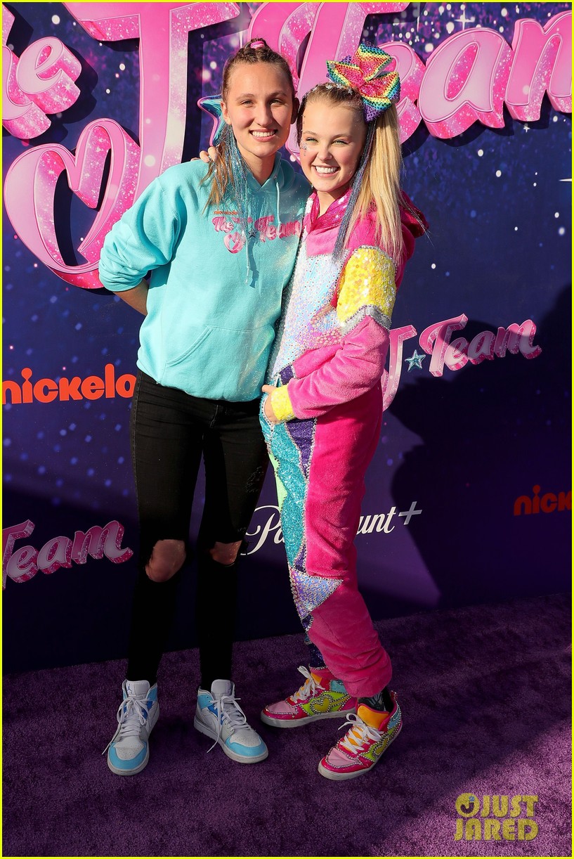 JoJo Siwa Hints at Kylie Prew Breakup Amid Fan Speculation