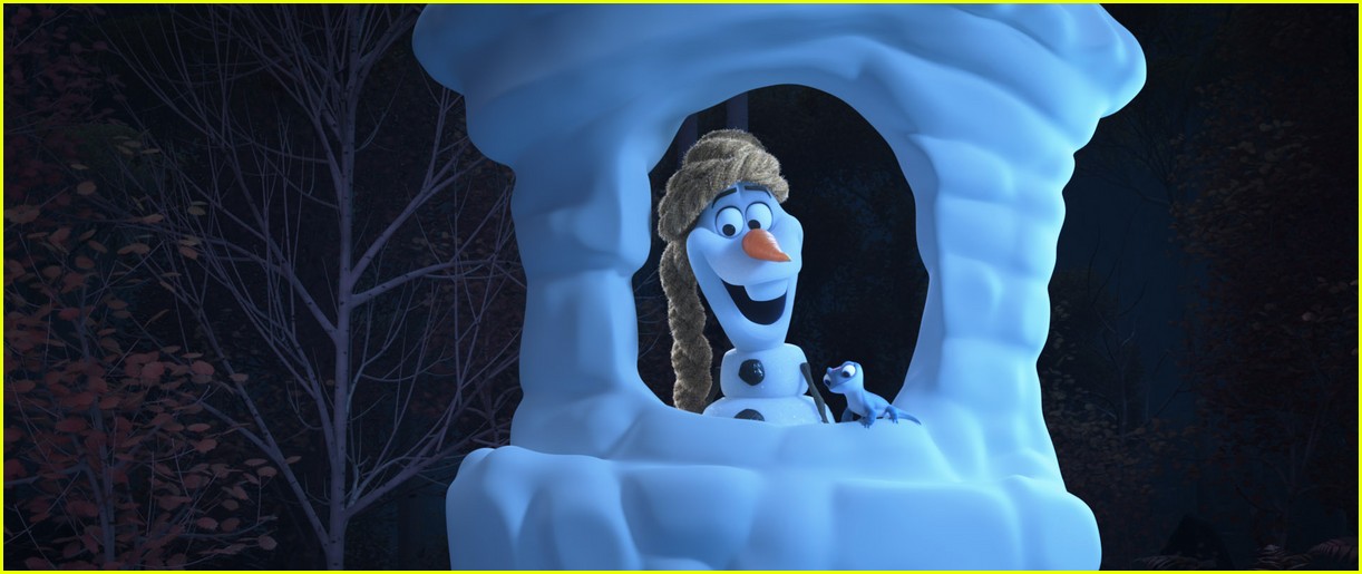 Frozen's Olaf Retells Disney Movies In 'Olaf Presents' Trailer - Watch Now!