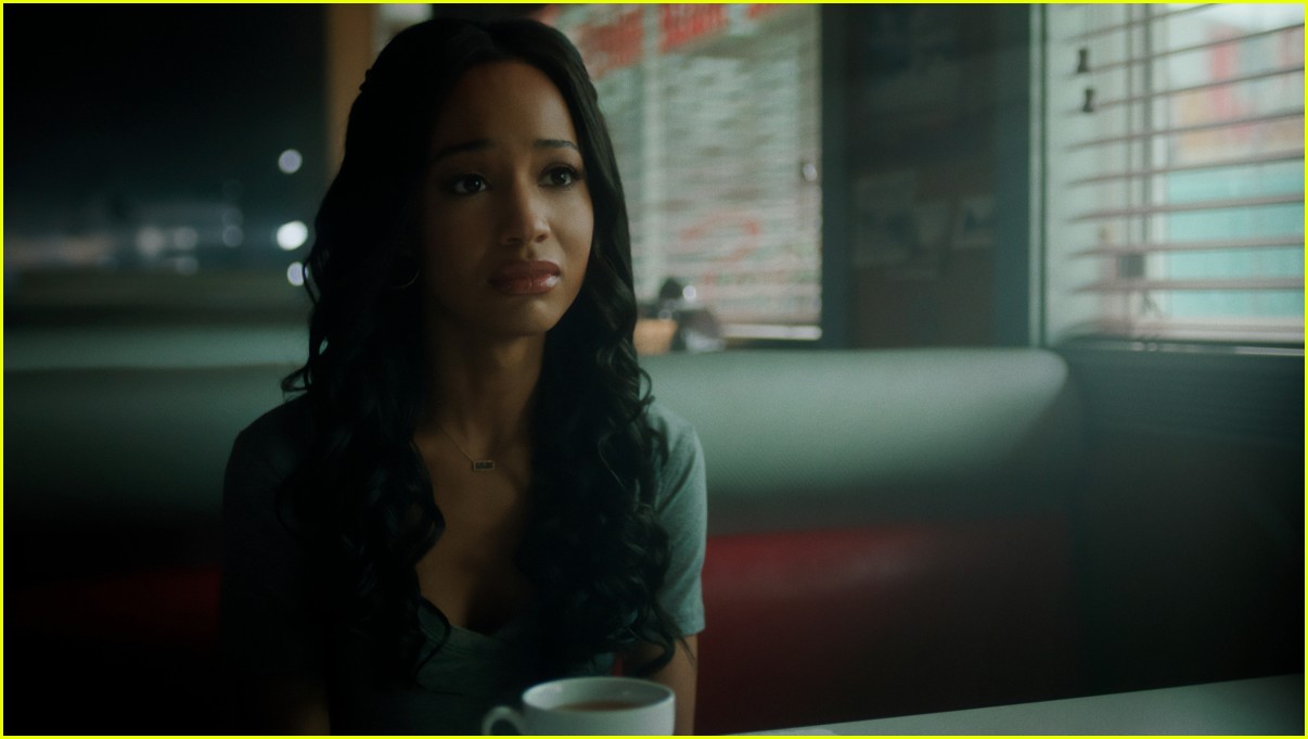'Riverdale' Season 5 Finale Airs TONIGHT - See the Photos & Details!