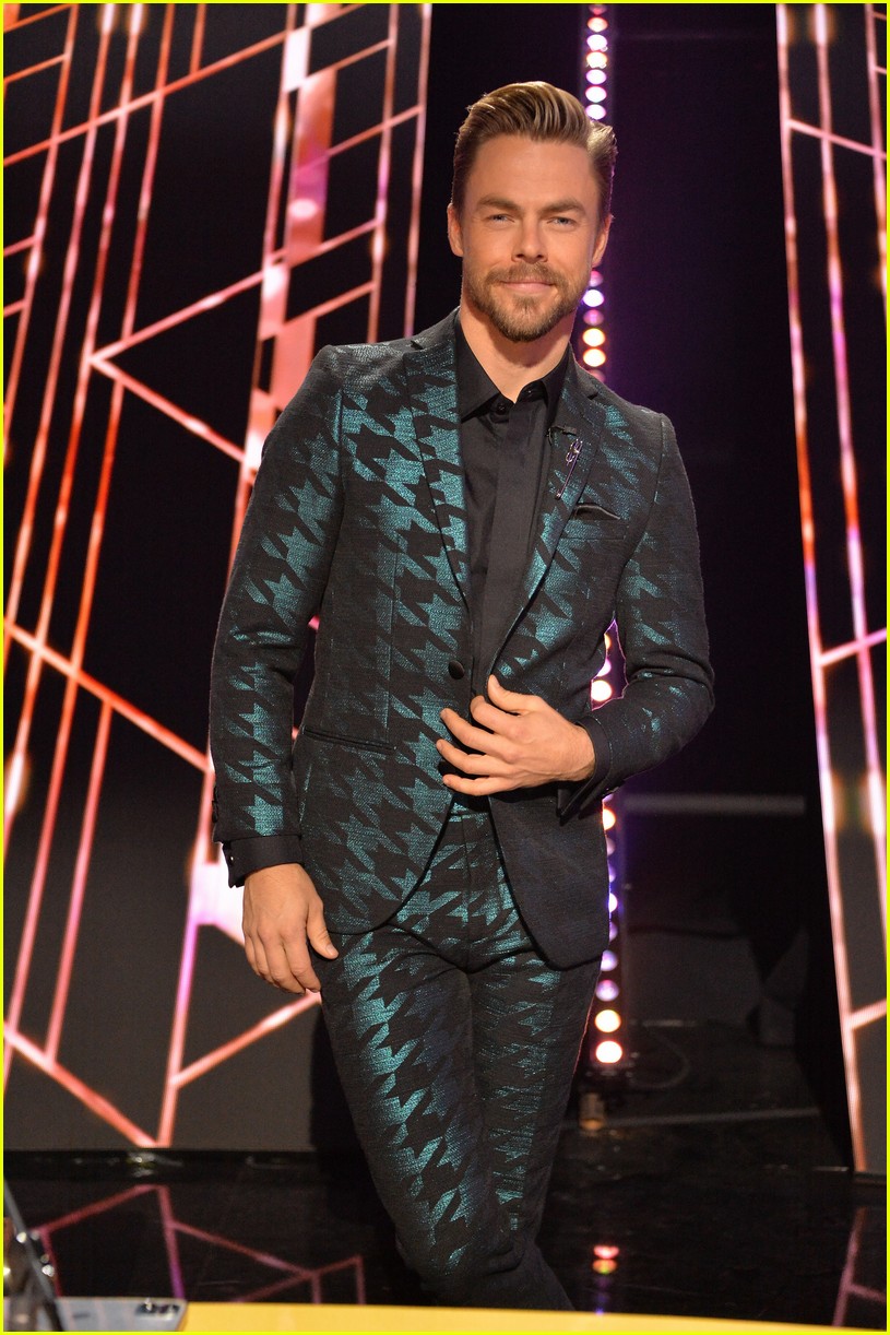 'Dancing With The Stars' Judge Derek Hough Reveals He Has COVID-19