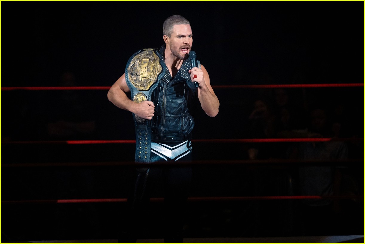 Stephen Amell & Alexander Ludwig's 'Heels' Renewed For Season 2!