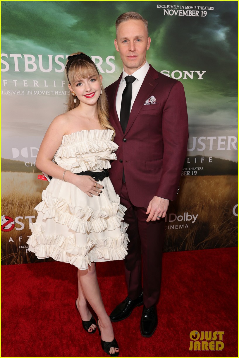 Mckenna Grace & Logan Kim Premiere 'Ghostbusters: Afterlife' In New York!