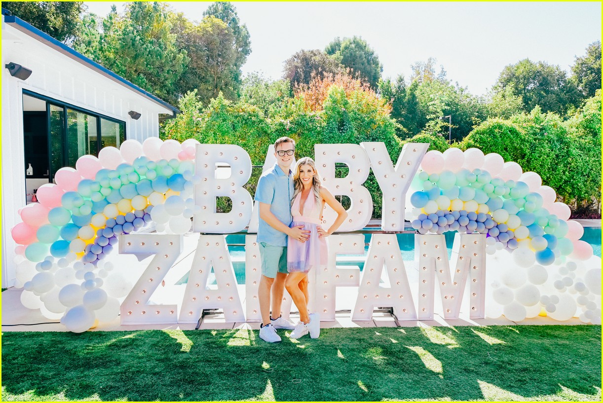 Rebecca Zamolo & Matt Slays Gender Reveal - Boy or Girl? Find Out Here!