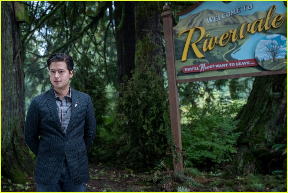 'Riverdale' Kicks Off 5-Episode Season 6 Premiere Event in 'Rivervale'
