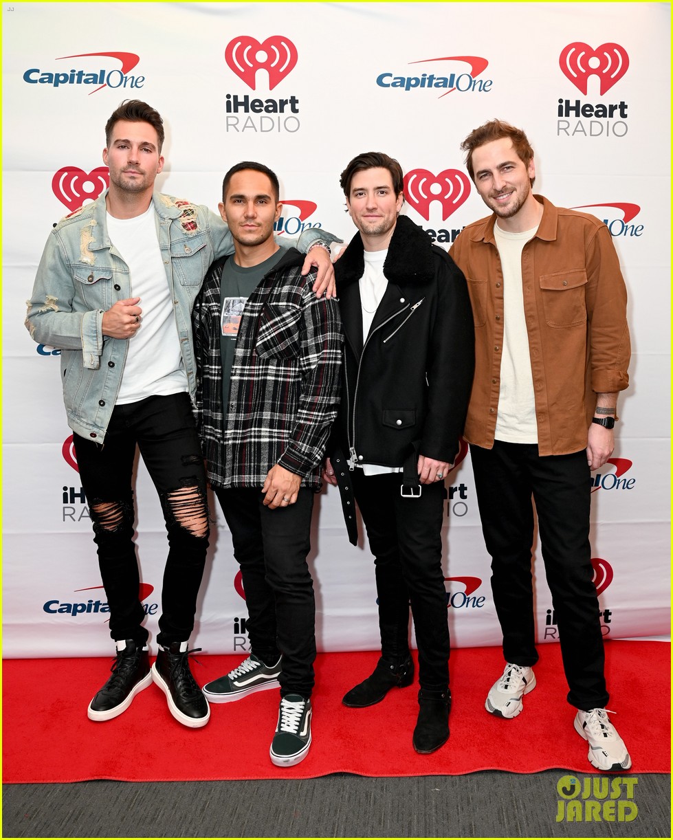 Big Time Rush Hit The Stage For First Time Since 2014 at Jingle Ball!