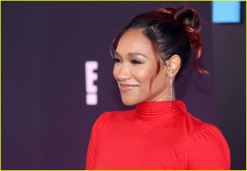 Candice Patton Represents 'The Flash' at People's Choice Awards 2021