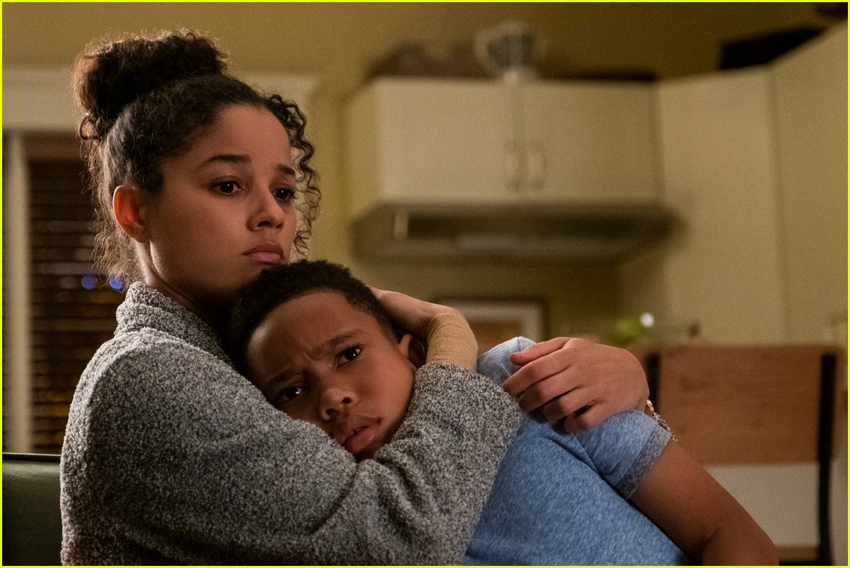 Alisha Wainwright & Ja'Siah Young Return In 'Raising Dion' Season 2 - First Look Pics