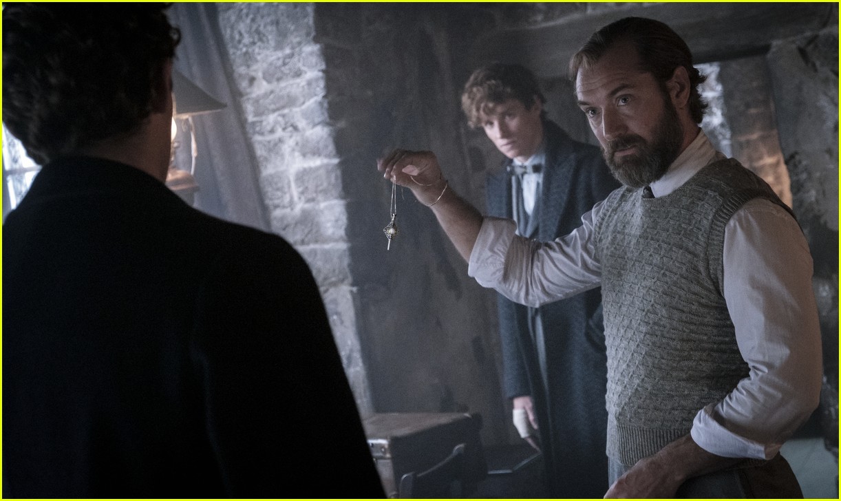 Eddie Redmayne Stars In 'Fantastic Beasts: The Secrets of Dumbledore' Trailer - Watch!