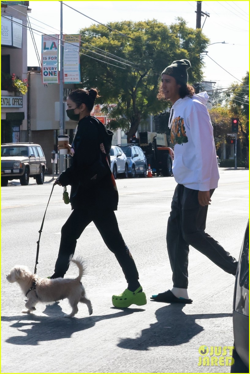 Vanessa Hudgens & Boyfriend Cole Tucker Grab Lunch with Friends in Los Feliz