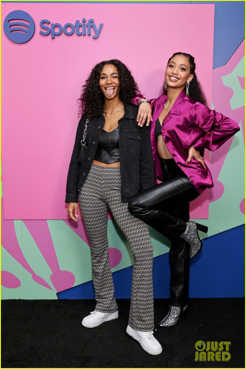 'Never Have I Ever' Stars Jaren Lewison & Maitreyi Ramakrishnan Attend Spotify Wrapped Party