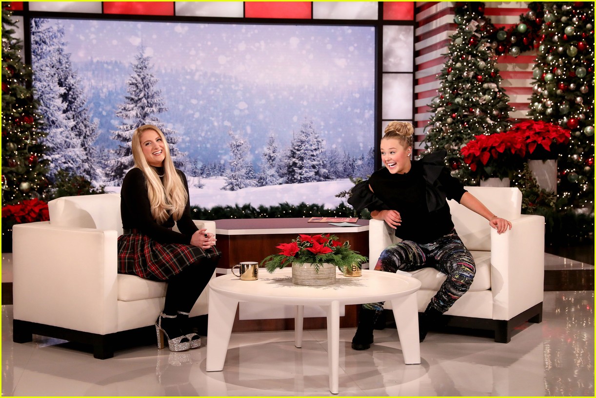 Meghan Trainor Made JoJo Siwa Cry On 'The Ellen Show' - Watch the Cute Moment!