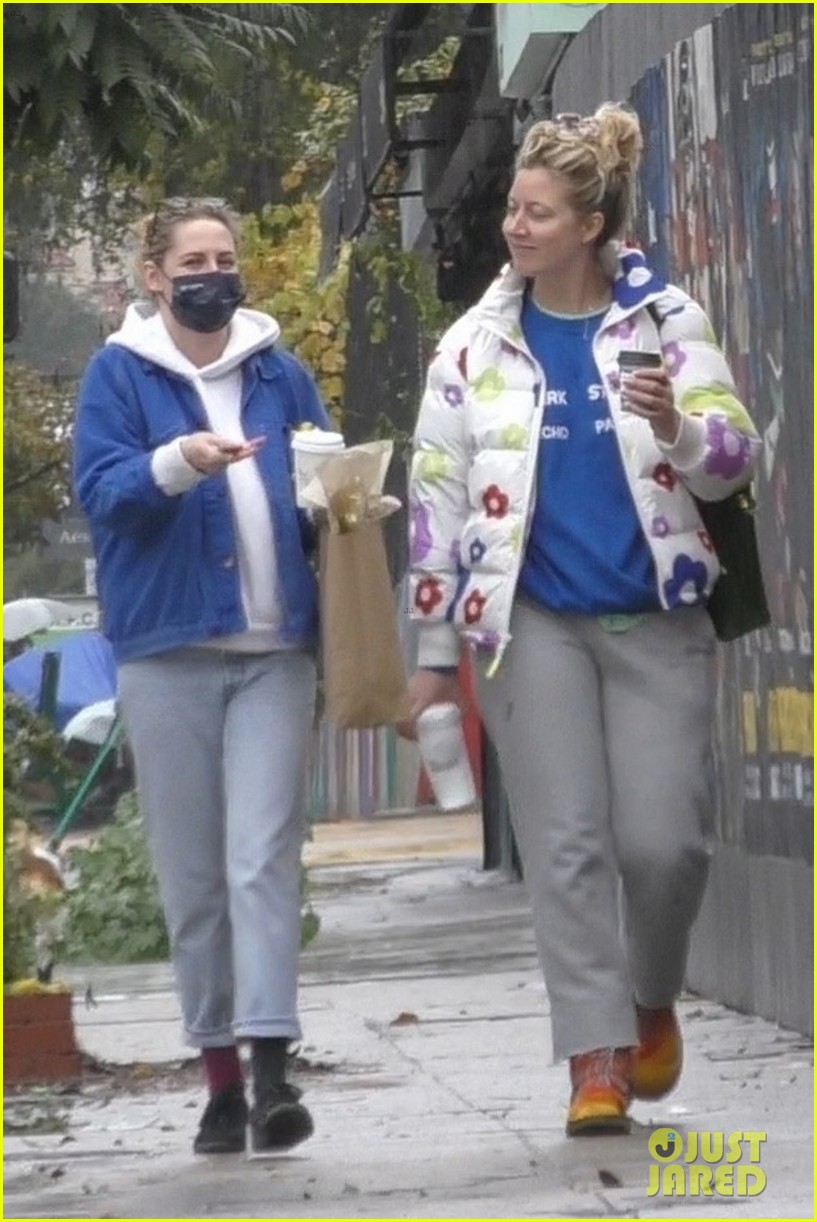 Kristen Stewart Hangs Out with a Friend Ahead of New Year's Eve