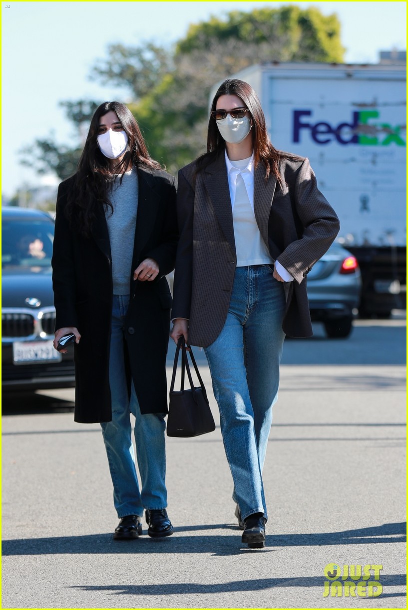 Kendall Jenner Shops Around For A New Office in LA