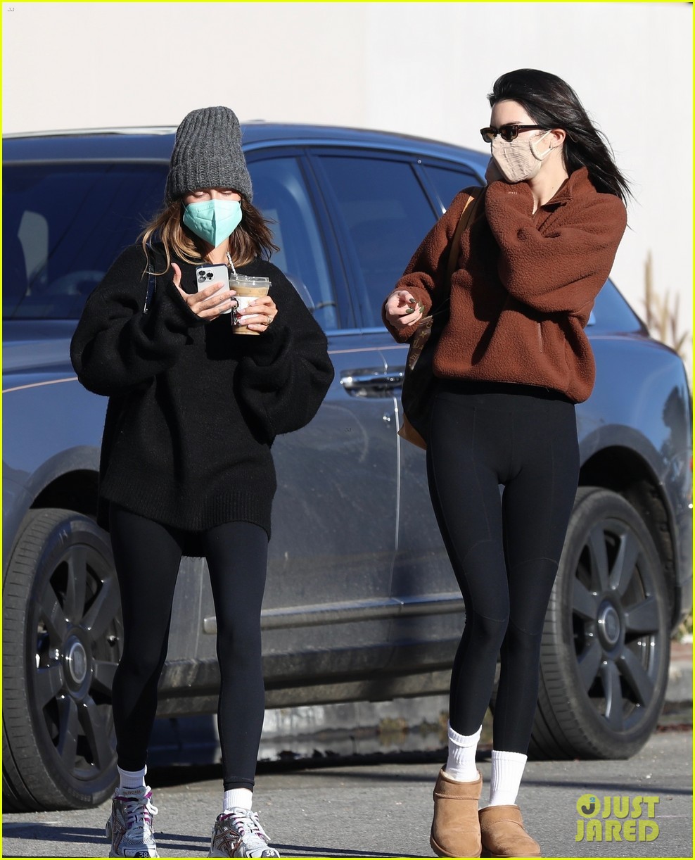 Kendall Jenner Joins Hailey Bieber for a Pilates Class to Start 2022