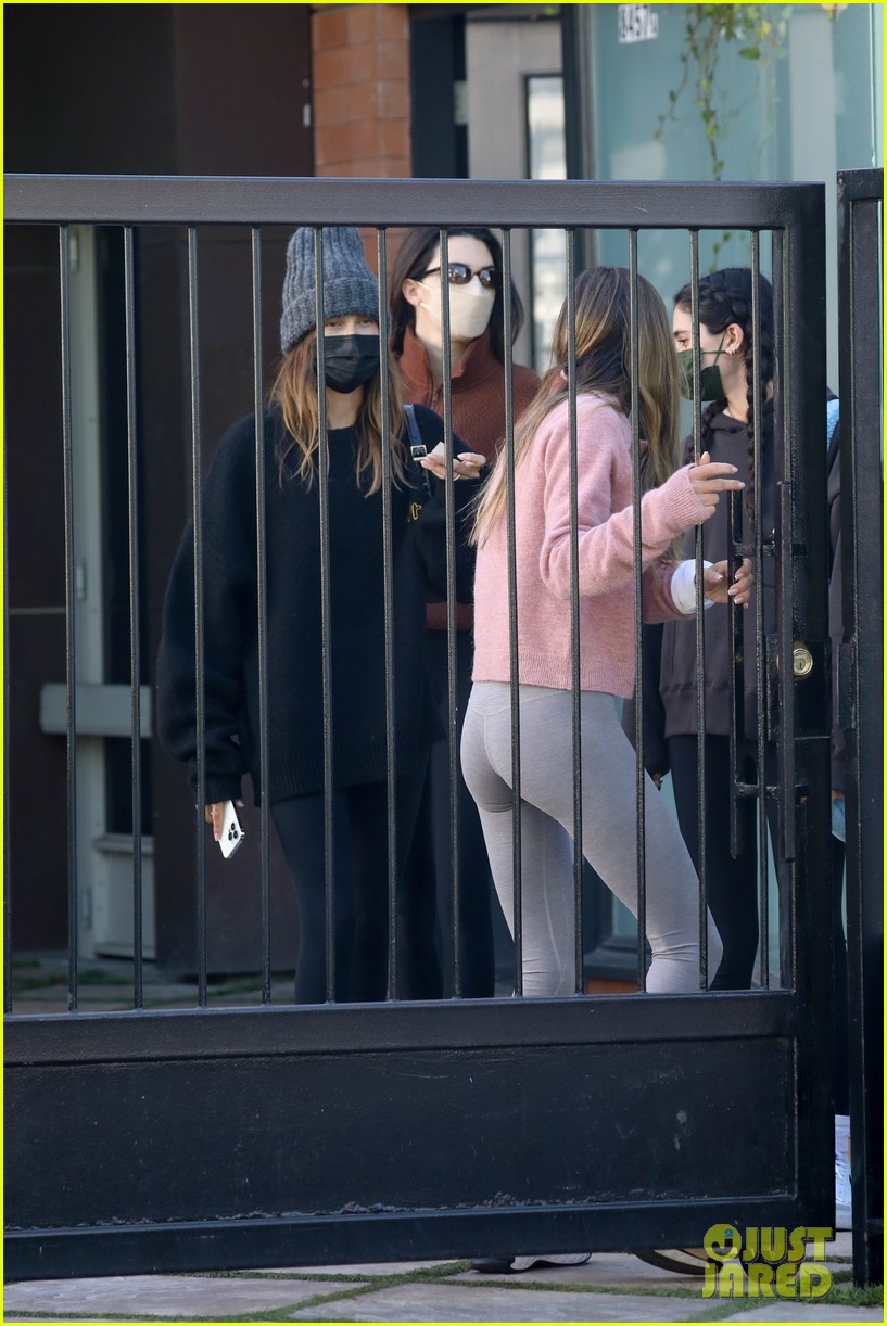 Kendall Jenner Joins Hailey Bieber for a Pilates Class to Start 2022
