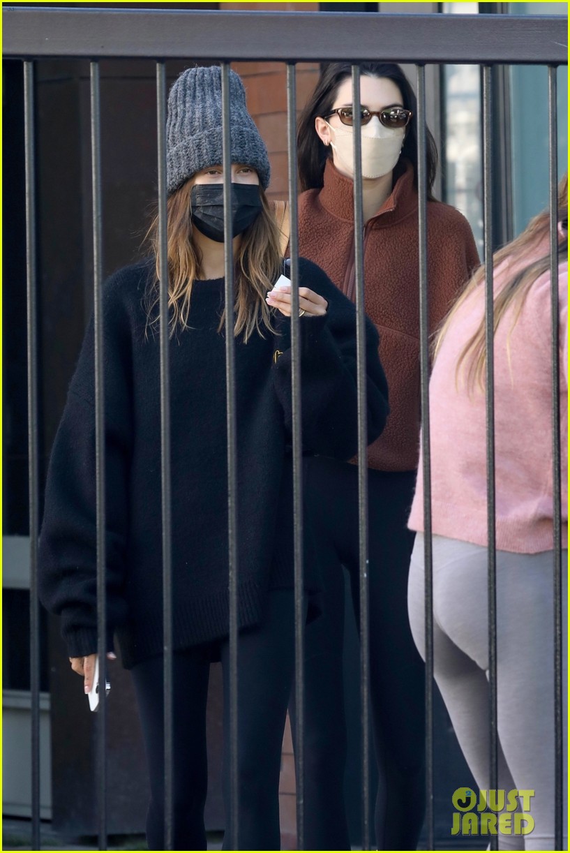 Kendall Jenner Joins Hailey Bieber for a Pilates Class to Start 2022