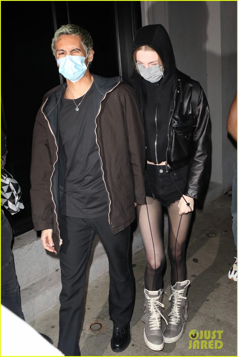 Hunter Schafer Spotted on Another Dinner Date with 'Euphoria' Co-Star Dominic Fike! (Photos)