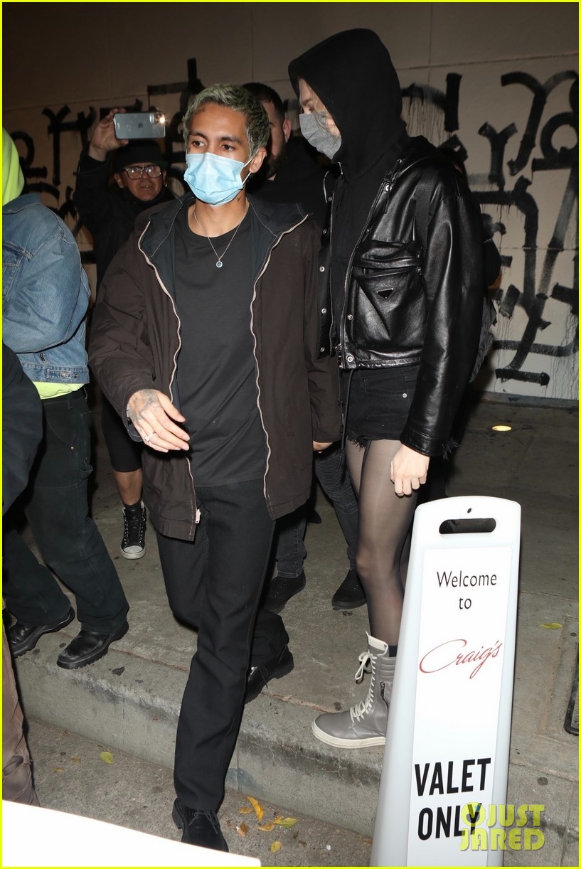 Hunter Schafer Spotted on Another Dinner Date with 'Euphoria' Co-Star Dominic Fike! (Photos)