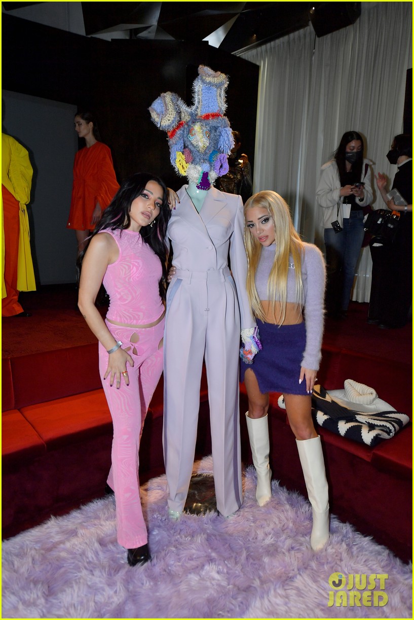 Niki & Gabi DeMartino Kick Off New York Fashion Week - See the Photos!