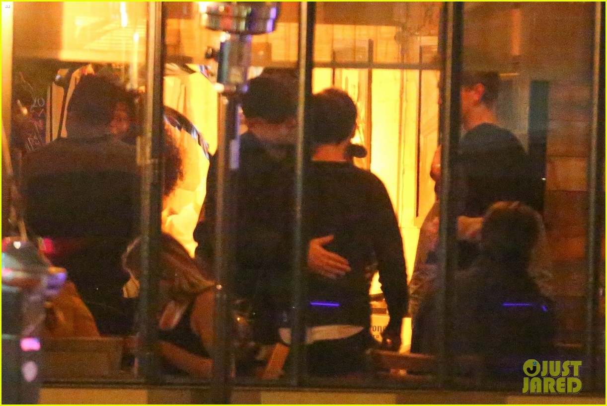Austin Butler Was Spotted With an Iconic Group of People Last Night!